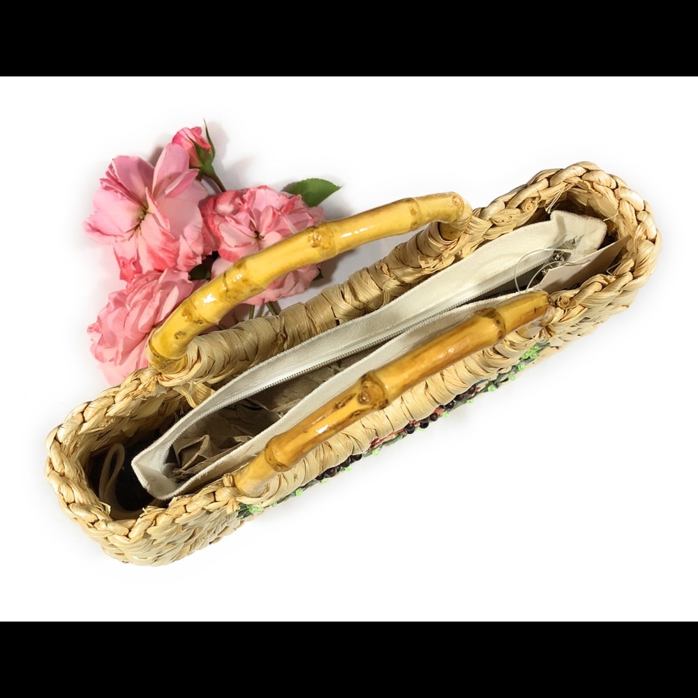 Straw/wicker bag w/bamboo handle w/removable pouch - Picture 3 of 8